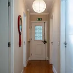 Large And Charming Downtown *