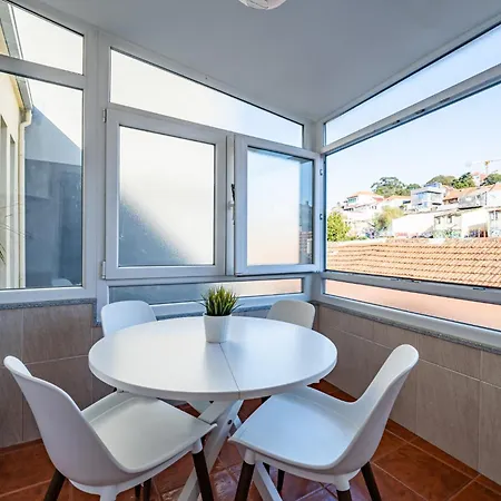 Large And Charming Downtown * Oporto