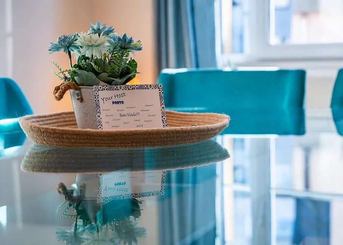 Large And Charming Downtown Apartamento