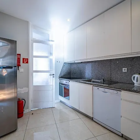 Large And Charming Downtown